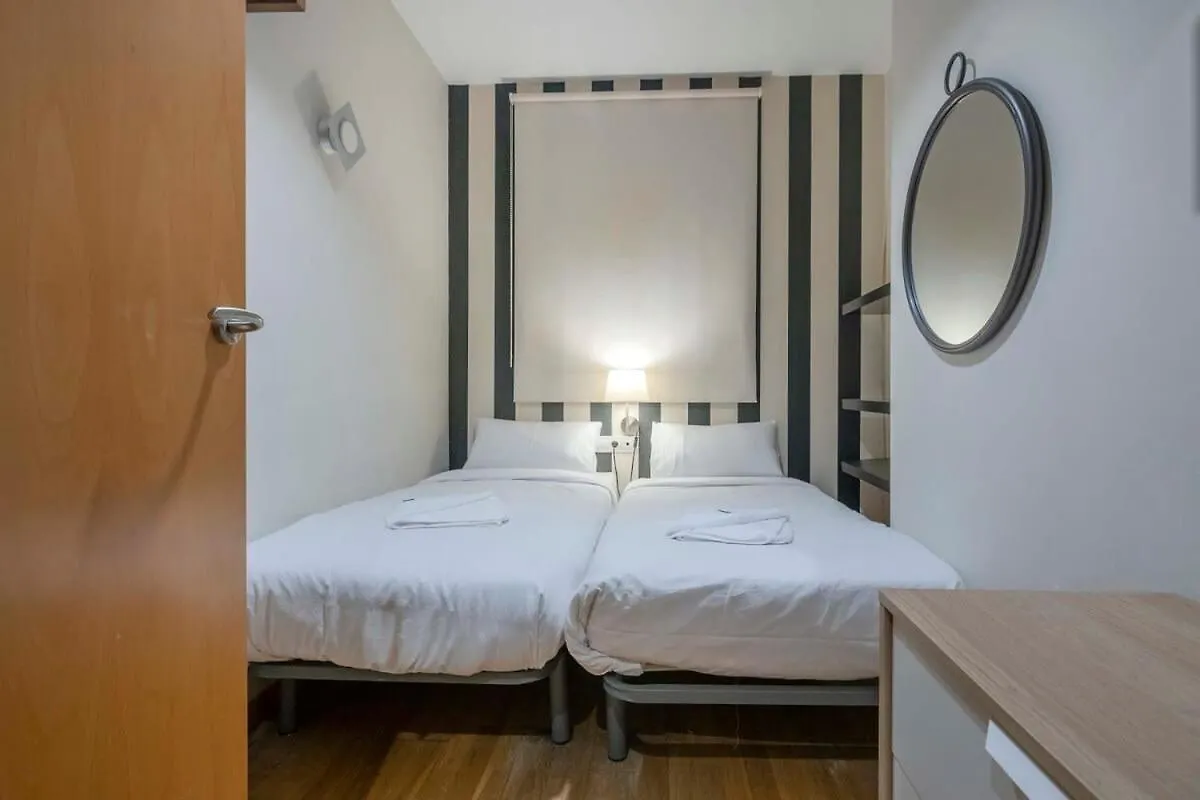 Modern And Bright Apartment In Eixample 2-2 バルセロナ